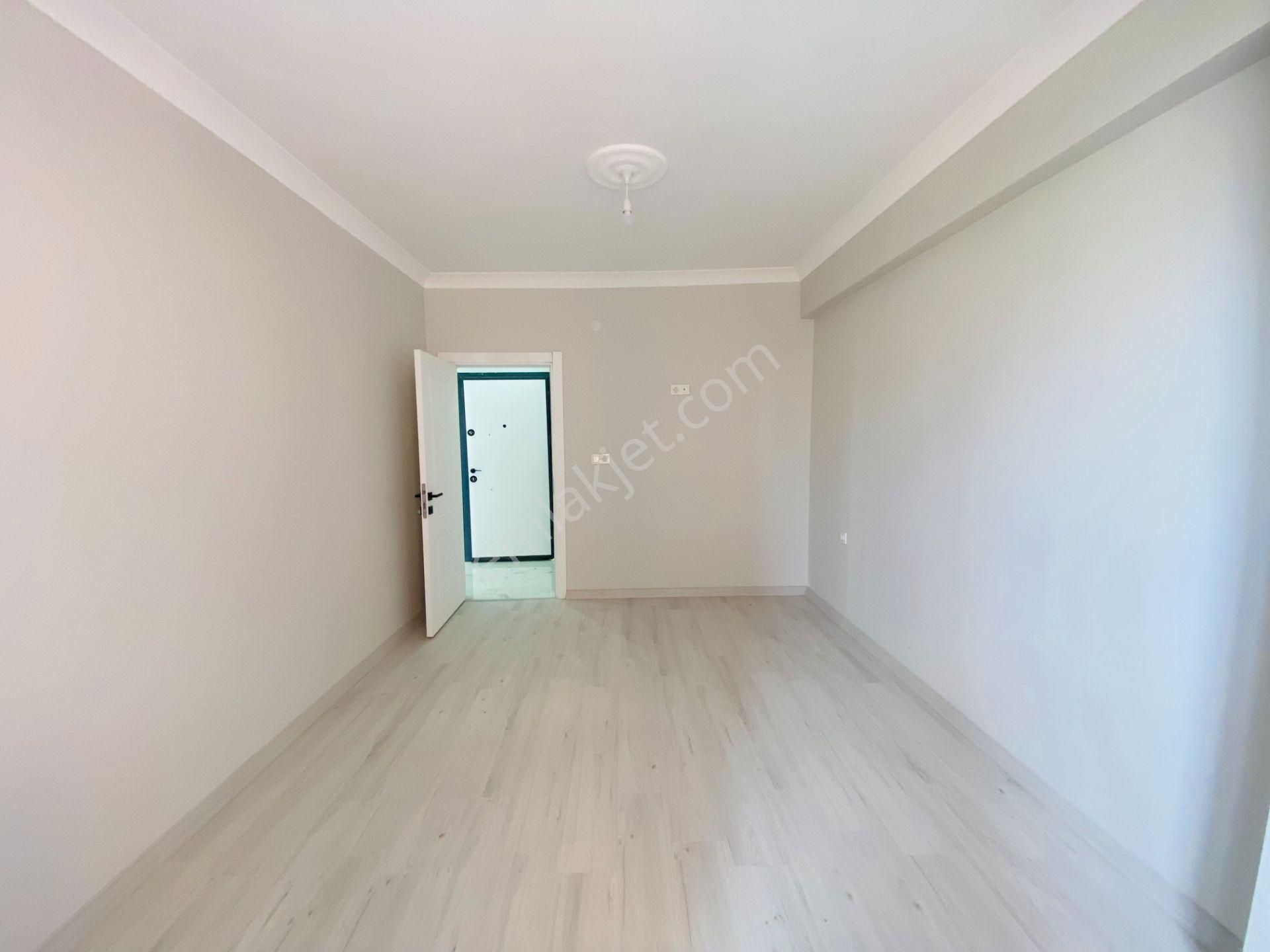 Güven'den Kapaklı'da Kapalı Otoparklı,çift Balkonlu 3+1 Daire - Görsel 24