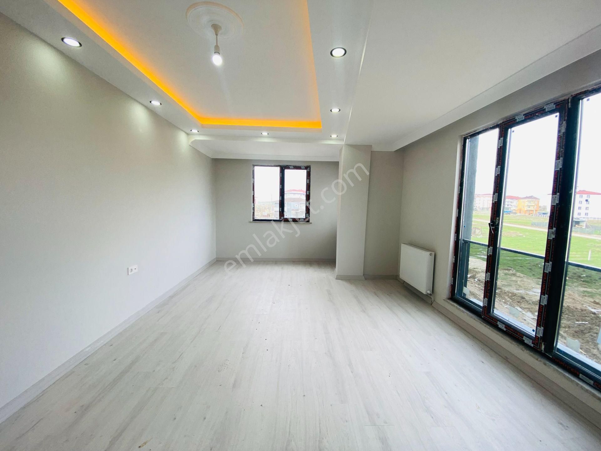 Güven'den Kapaklı'da Kapalı Otoparklı,çift Balkonlu 3+1 Daire