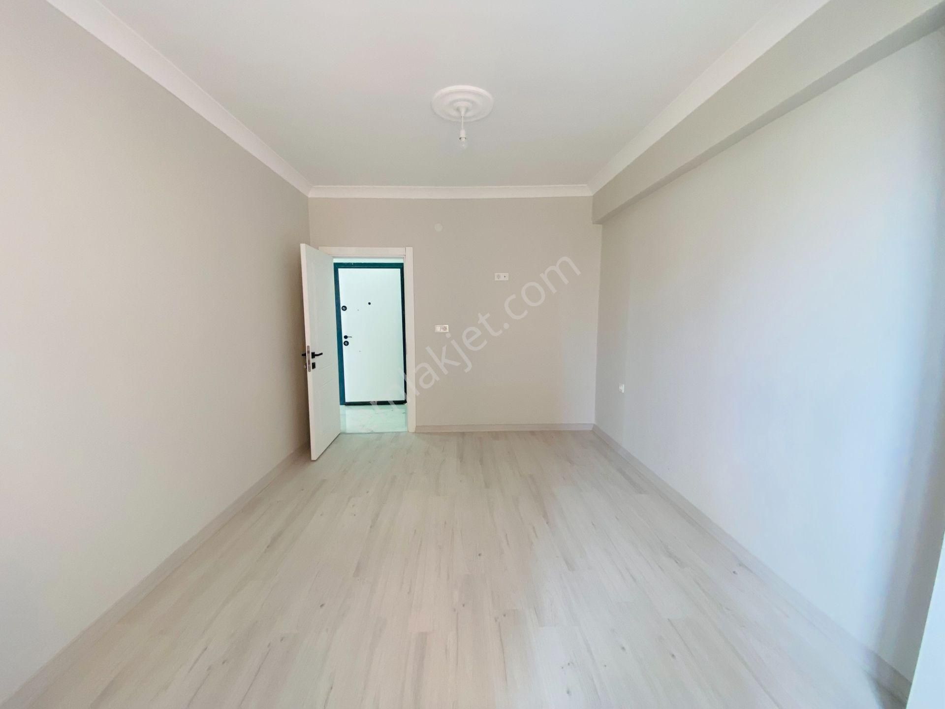 Güven'den Kapaklı'da Kapalı Otoparklı,çift Balkonlu 3+1 Daire - Görsel 25