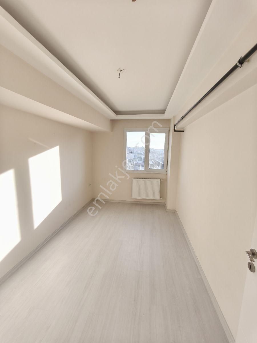 Sevgi Mah. Cadde Yakını 2+1 Yeni Bina Doğalgazlı Arakat Köşe - Görsel 22