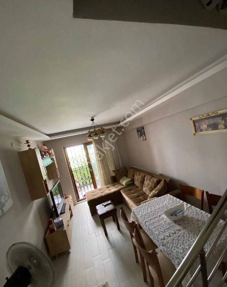 2+1 Dubleks Satılık.balkonlu Benzeri Yok Sadece 2 Katlı. - Görsel 5