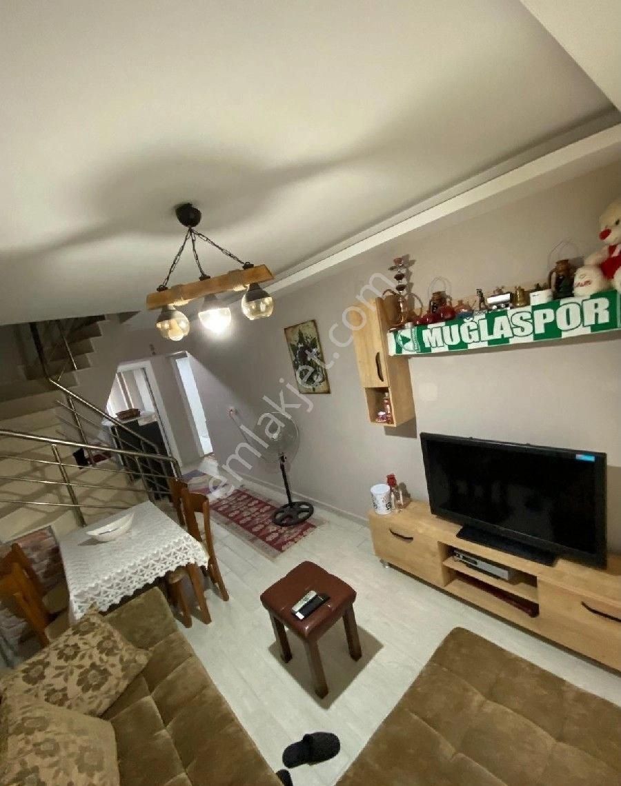 2+1 Dubleks Satılık.balkonlu Benzeri Yok Sadece 2 Katlı. - Görsel 8