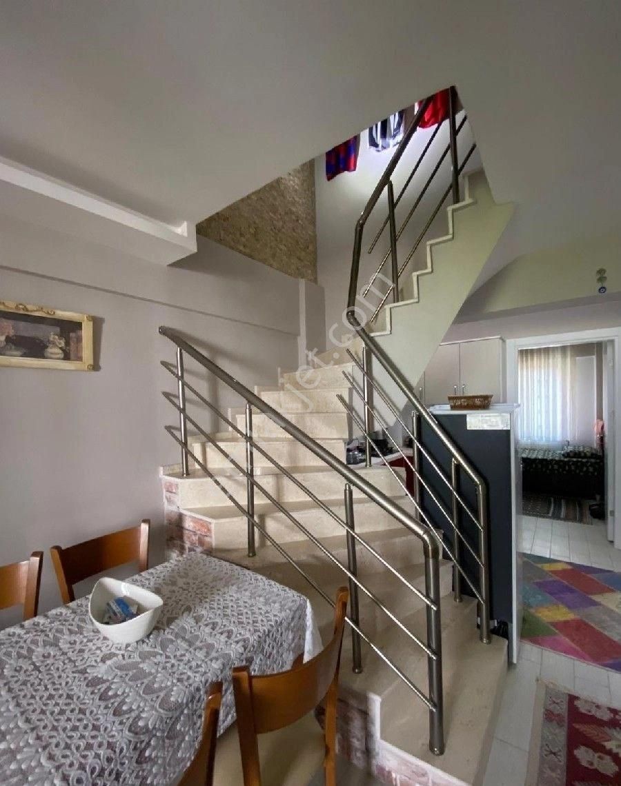 2+1 Dubleks Satılık.balkonlu Benzeri Yok Sadece 2 Katlı. - Görsel 11