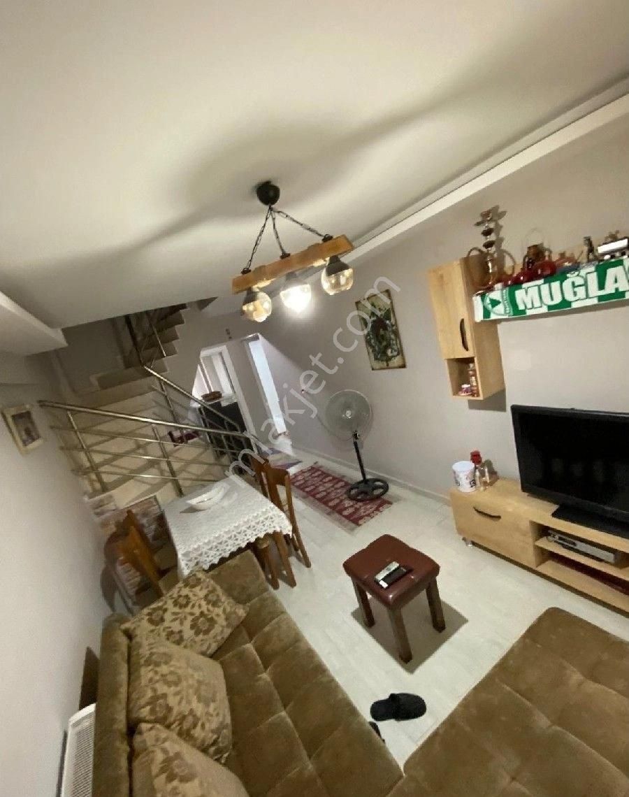 2+1 Dubleks Satılık.balkonlu Benzeri Yok Sadece 2 Katlı. - Görsel 19