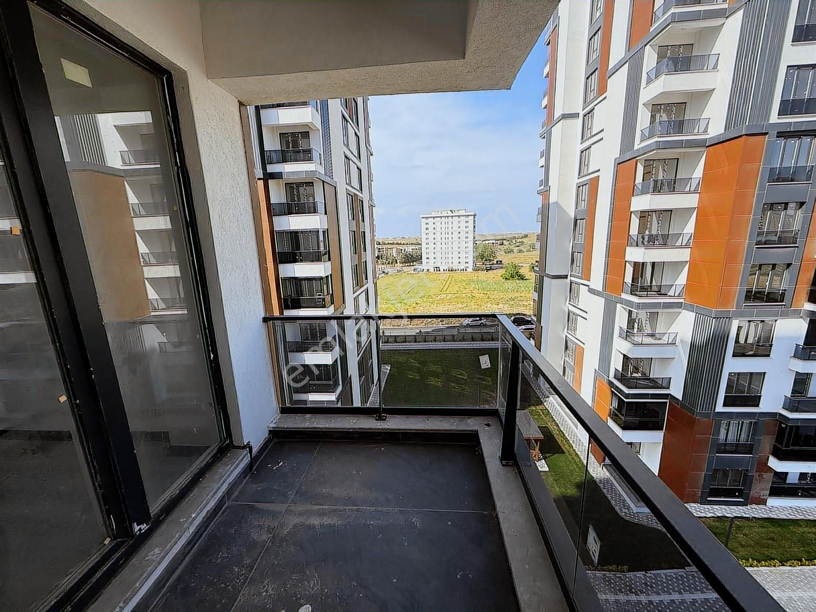 Turyap Hürriyetten İzsiz Towers Da 7.kat 3+1 Kiralık Daire - Görsel 10