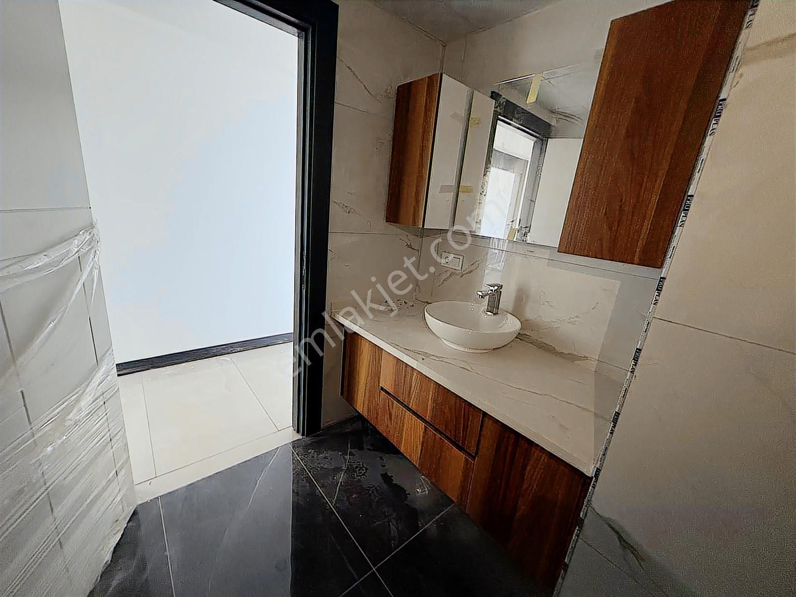 Turyap Hürriyetten İzsiz Towers Da 7.kat 3+1 Kiralık Daire - Görsel 2