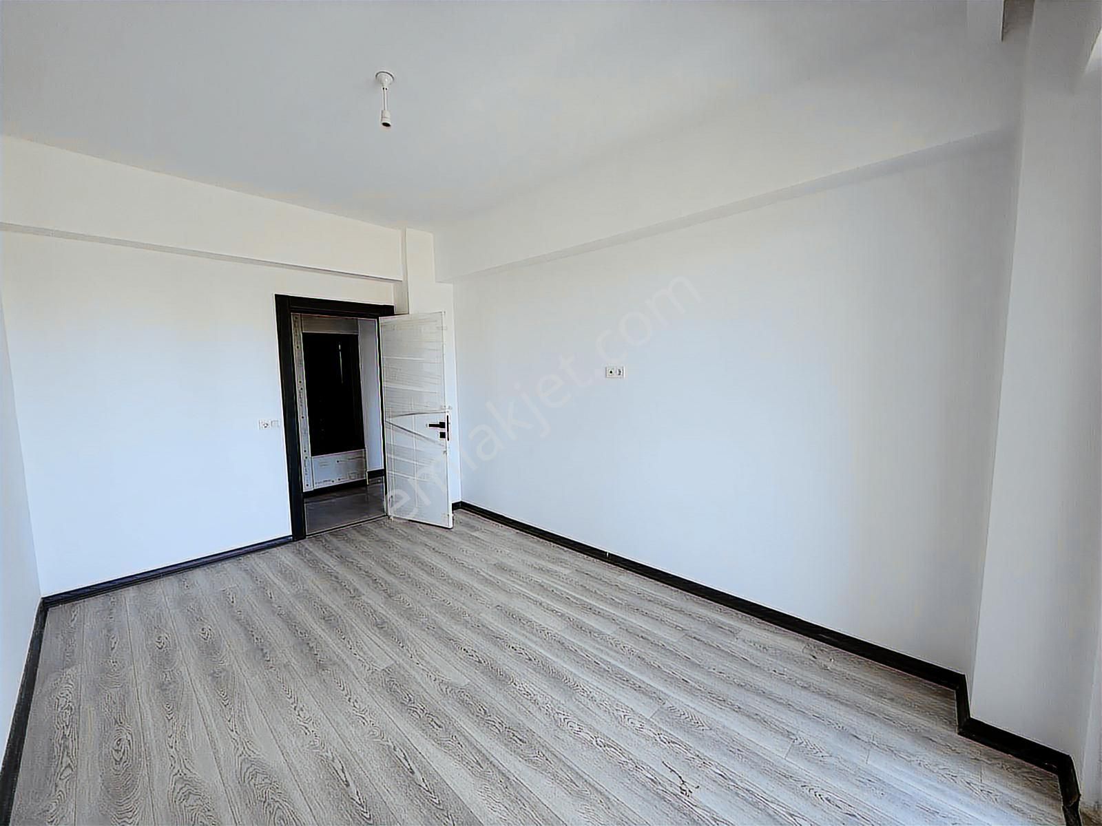 Turyap Hürriyetten İzsiz Towers Da 7.kat 3+1 Kiralık Daire - Görsel 11