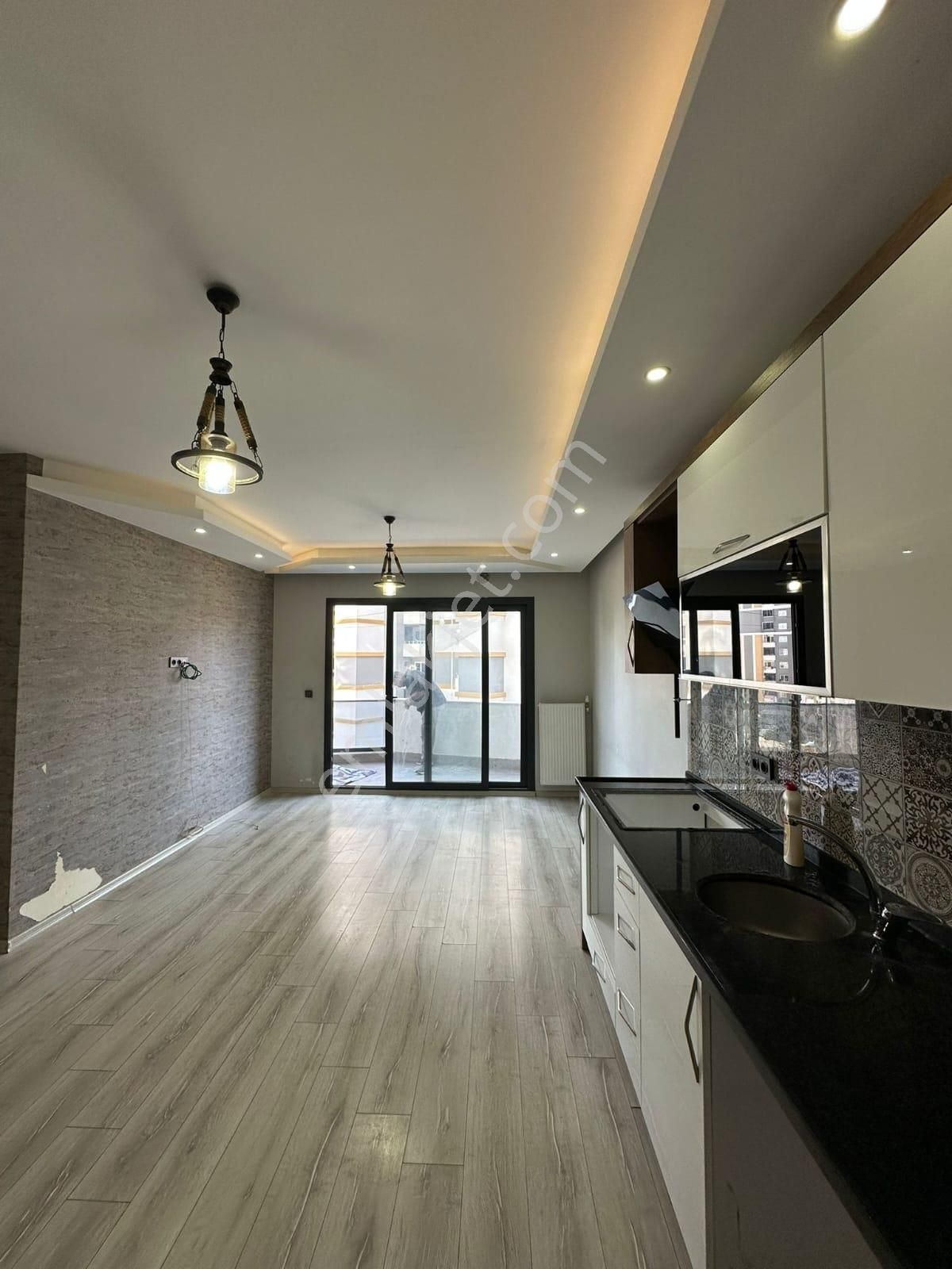 İndex Gayrimenkulden Limas Parktam Donanımlı Sitede Kiralık 1+1