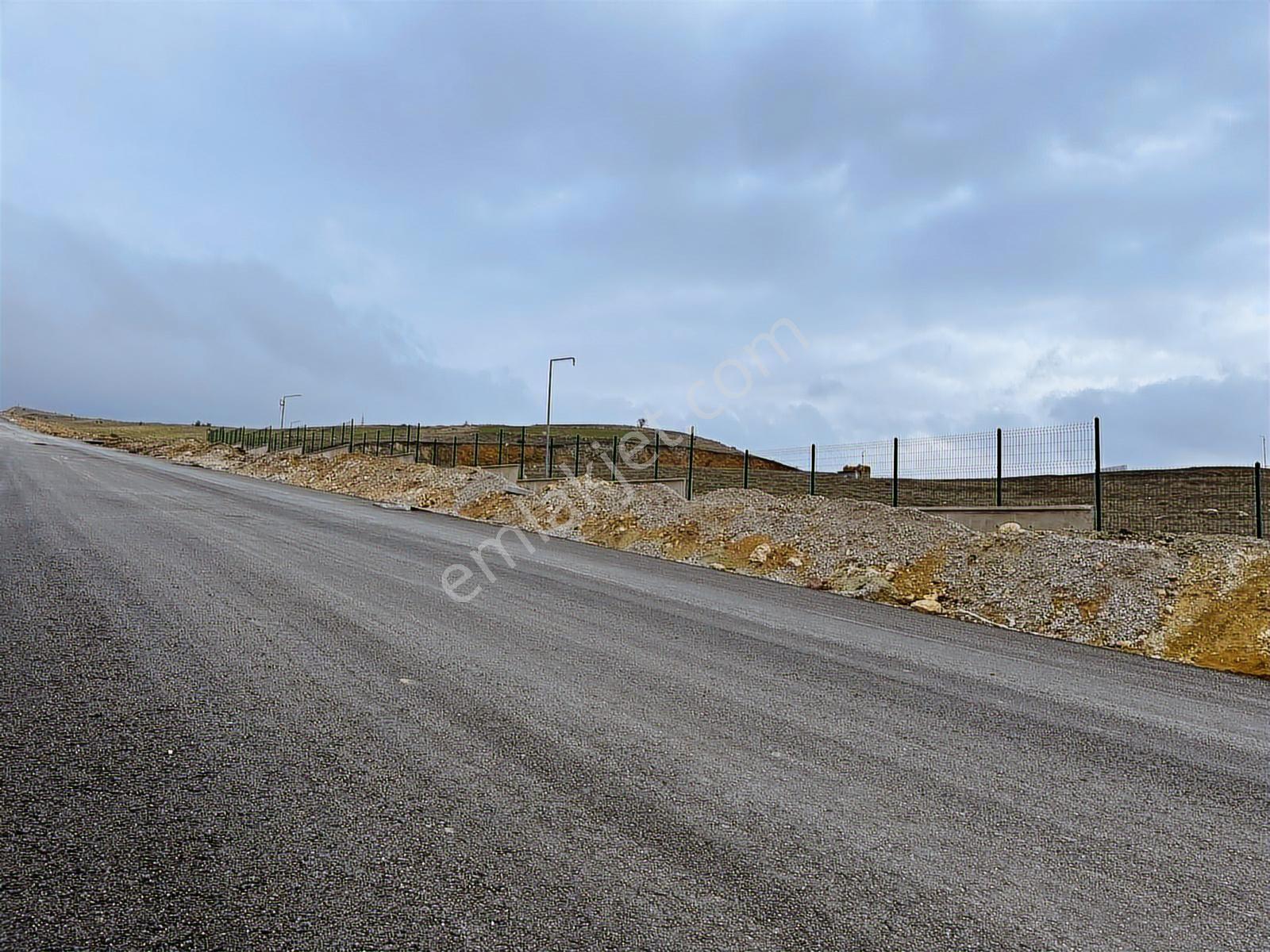 Fuat Çetin'den Bulvara Paralel Köşe Parsel 355m2 Araç Takaslı - Görsel 4
