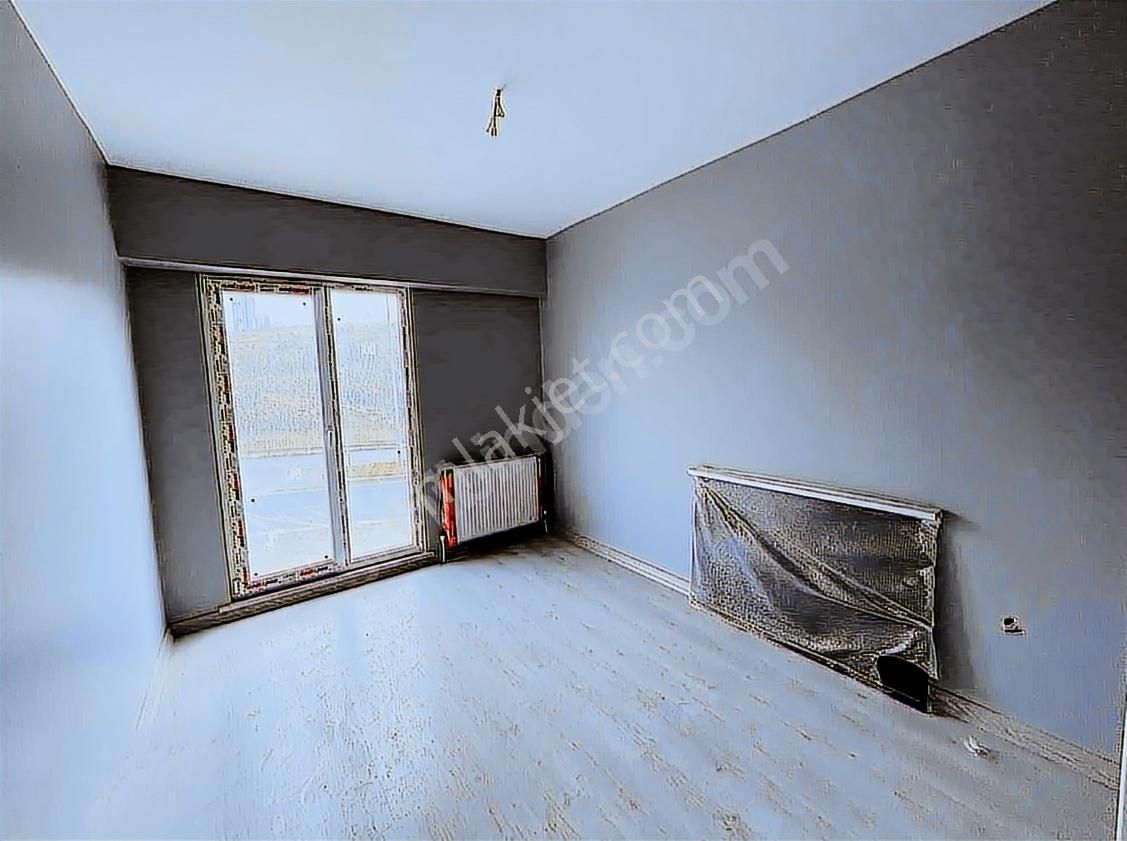 Bahçeşehirde Satılık 1+1 Dire - Görsel 9