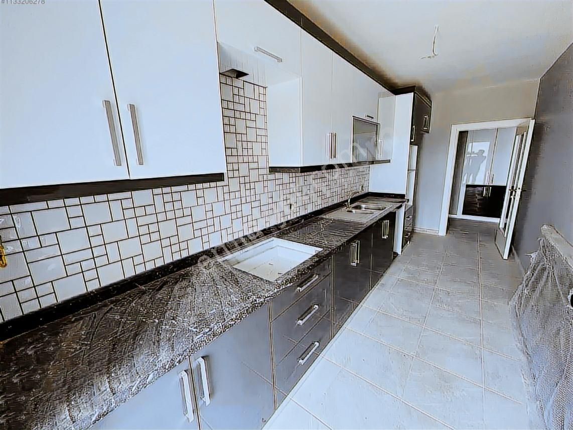 Bahçeşehirde Satılık 1+1 Dire - Görsel 5