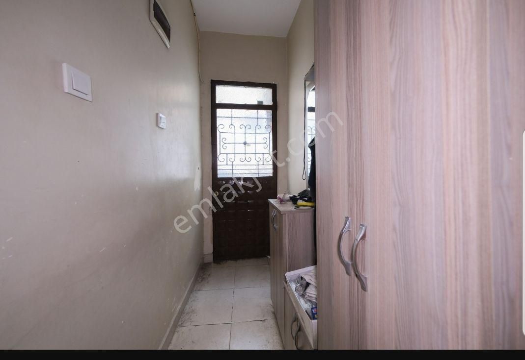 Fatih Hırka-i Şerif Camii’ne 100 Metre Mesafede Satılık Bina - Görsel 22