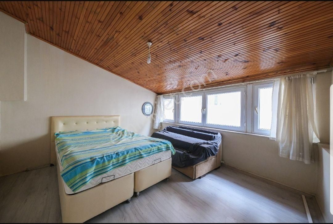 Fatih Hırka-i Şerif Camii’ne 100 Metre Mesafede Satılık Bina - Görsel 6