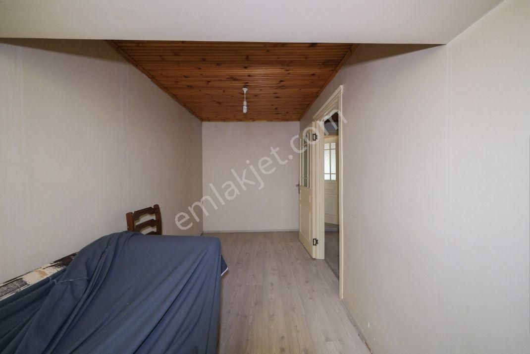 Fatih Hırka-i Şerif Camii’ne 100 Metre Mesafede Satılık Bina - Görsel 9