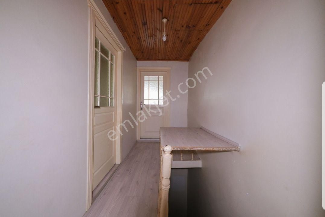 Fatih Hırka-i Şerif Camii’ne 100 Metre Mesafede Satılık Bina - Görsel 11