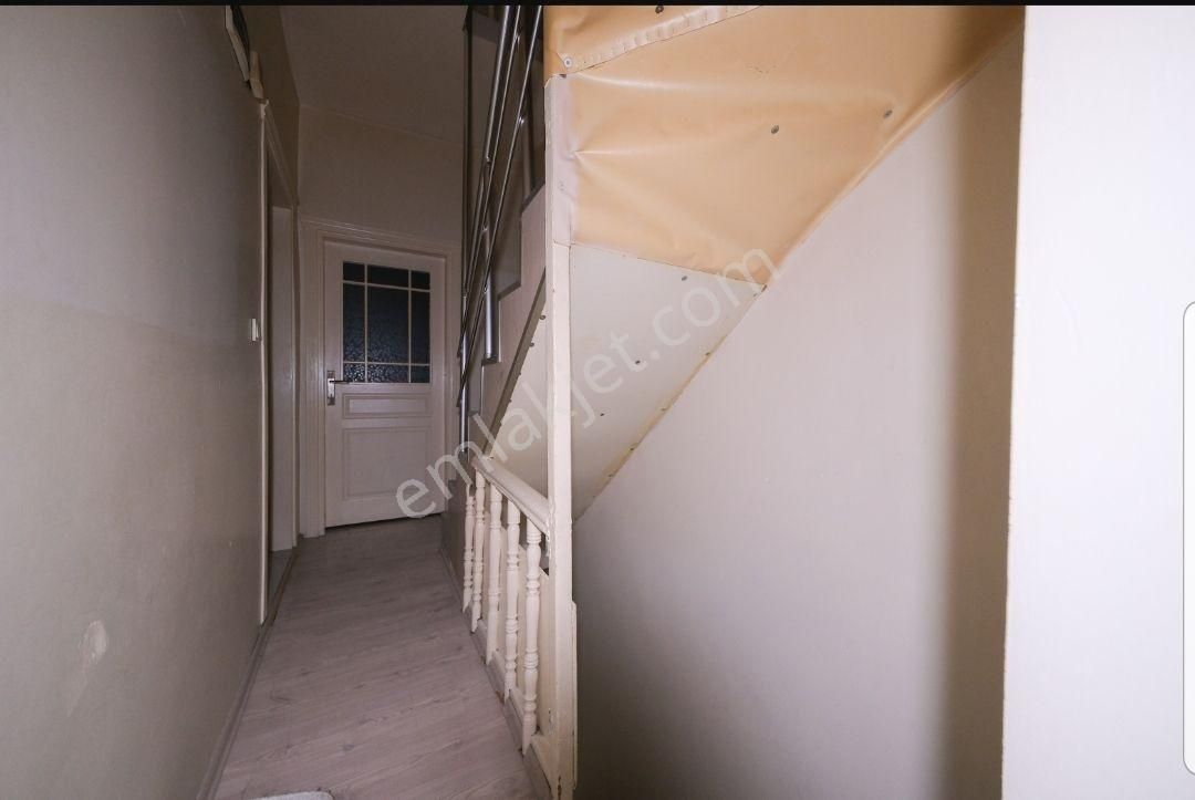 Fatih Hırka-i Şerif Camii’ne 100 Metre Mesafede Satılık Bina - Görsel 16