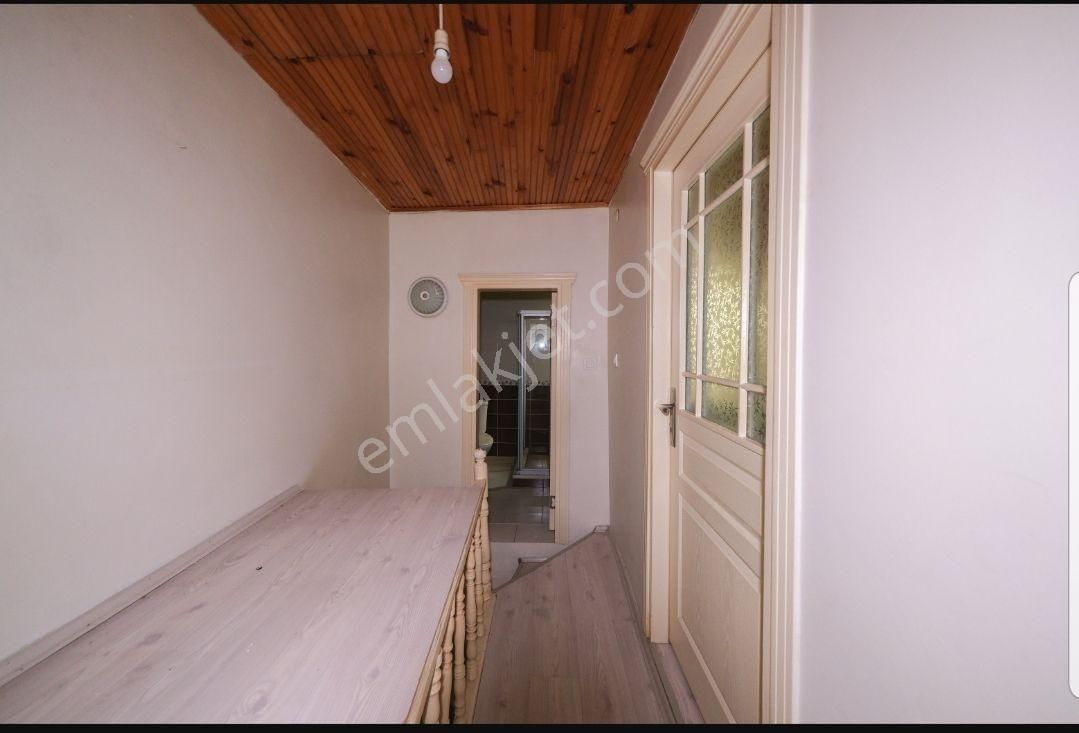 Fatih Hırka-i Şerif Camii’ne 100 Metre Mesafede Satılık Bina - Görsel 10