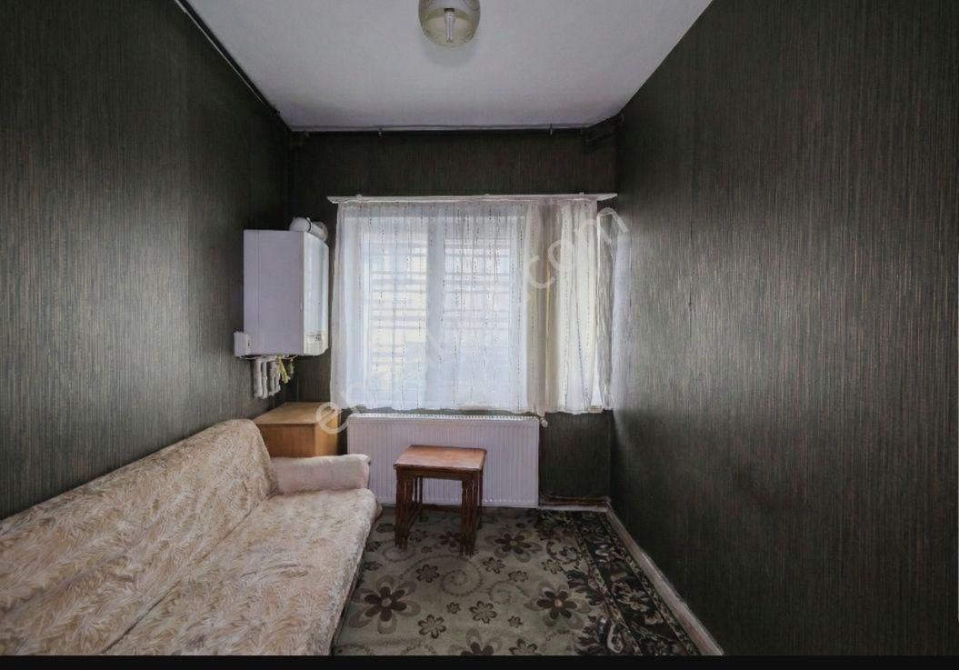 Fatih Hırka-i Şerif Camii’ne 100 Metre Mesafede Satılık Bina - Görsel 17