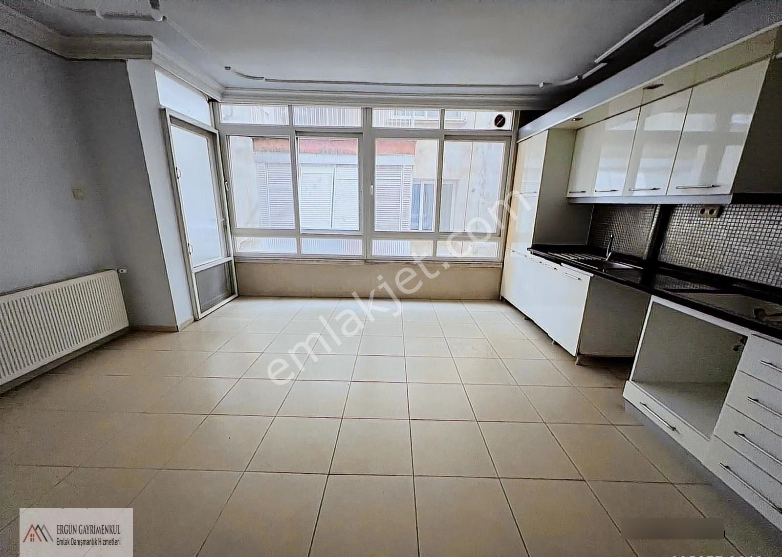Ergünden Güvenevlerde Doğalgazlı Kiralık 3+1 Daire - Görsel 12