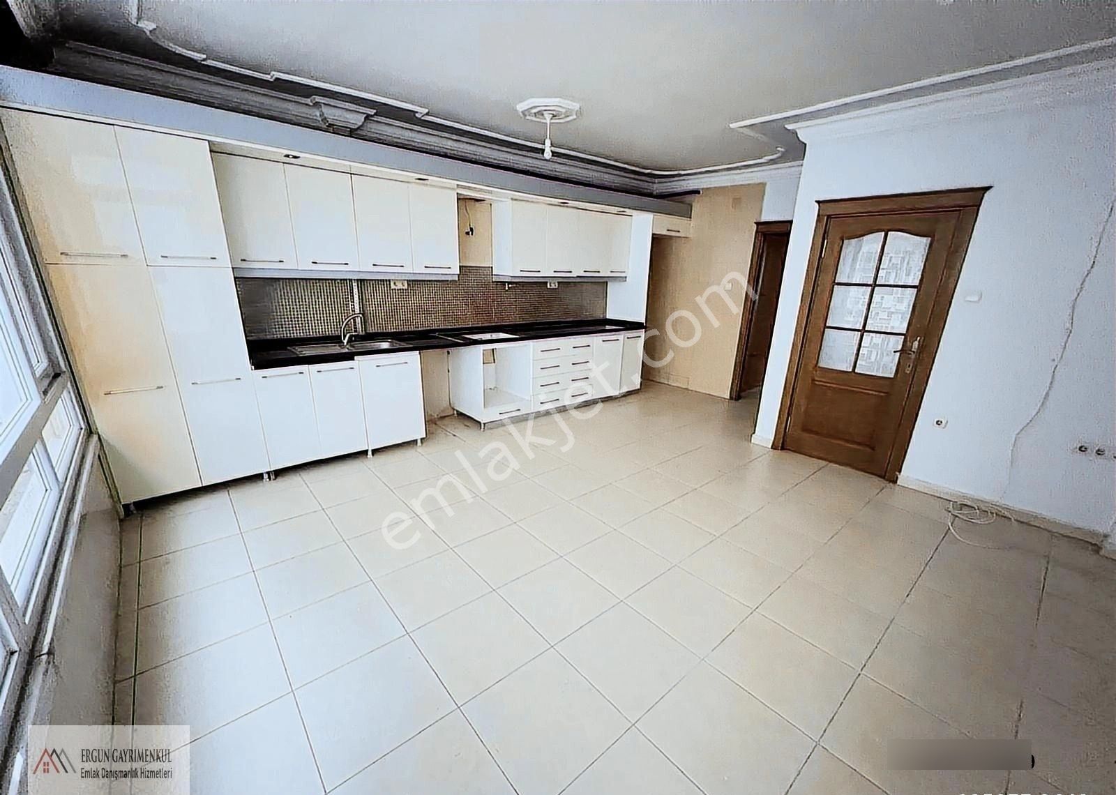 Ergünden Güvenevlerde Doğalgazlı Kiralık 3+1 Daire - Görsel 21