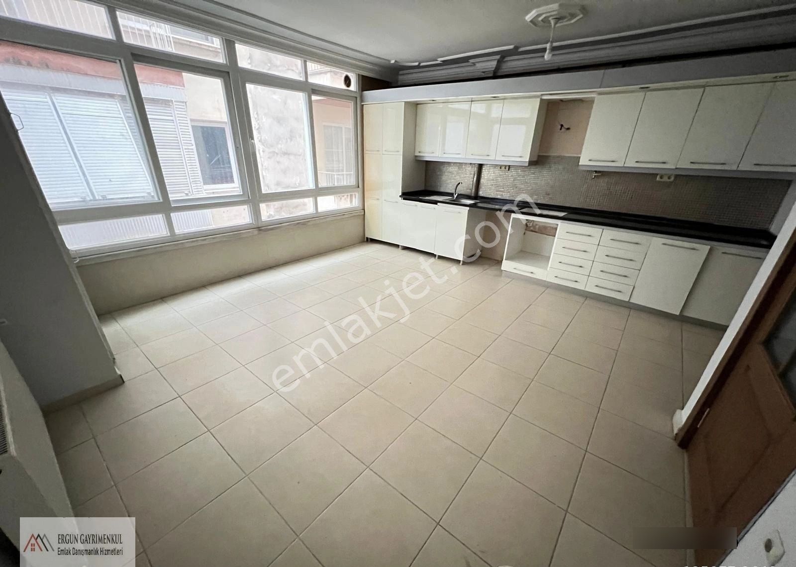 Ergünden Güvenevlerde Doğalgazlı Kiralık 3+1 Daire - Görsel 23