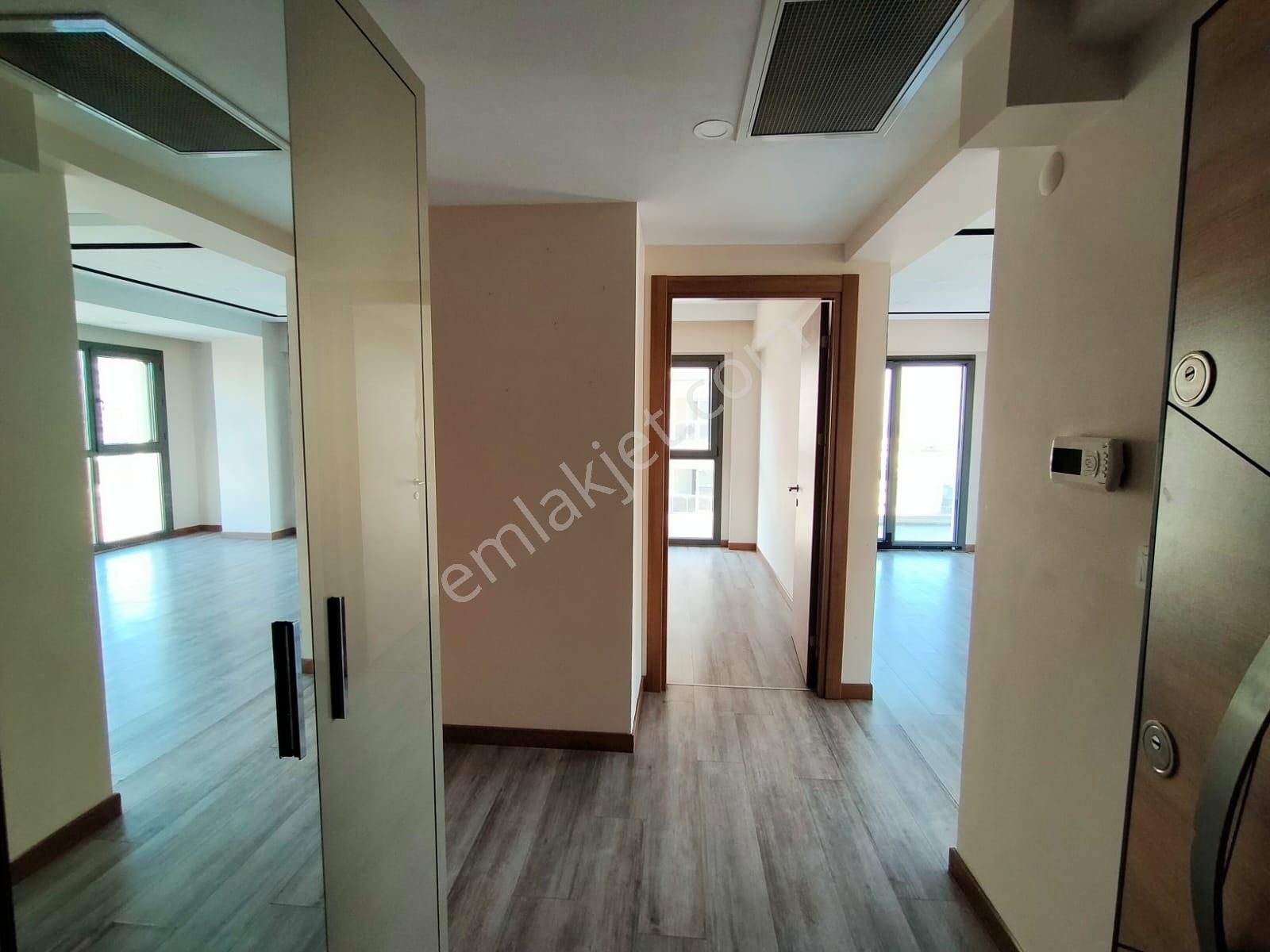 Çiğli Marka 333'de 2+1 Kiralık Daire - Görsel 8