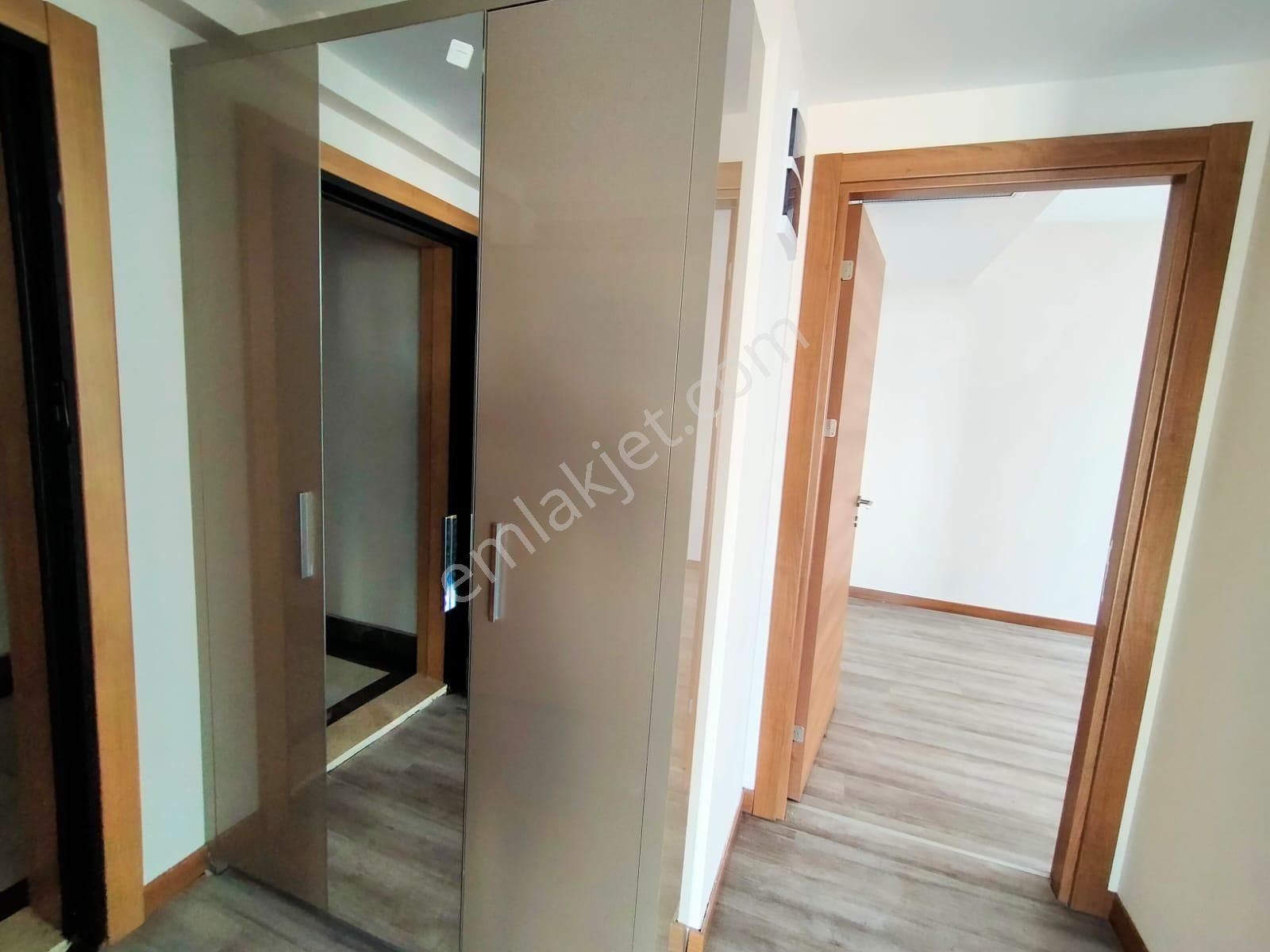 Çiğli Marka 333'de 2+1 Kiralık Daire - Görsel 6