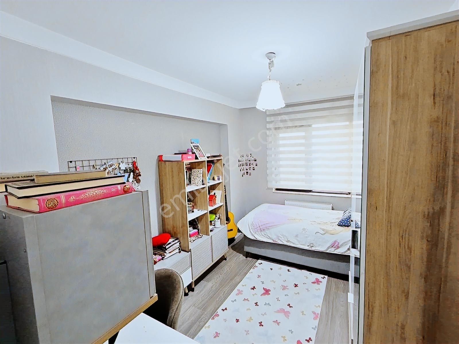 Göksu Parkı Yanı 4 Dönüm Arsa Üzerinde 4+1 Sitede Ön Cephe Daire - Görsel 30