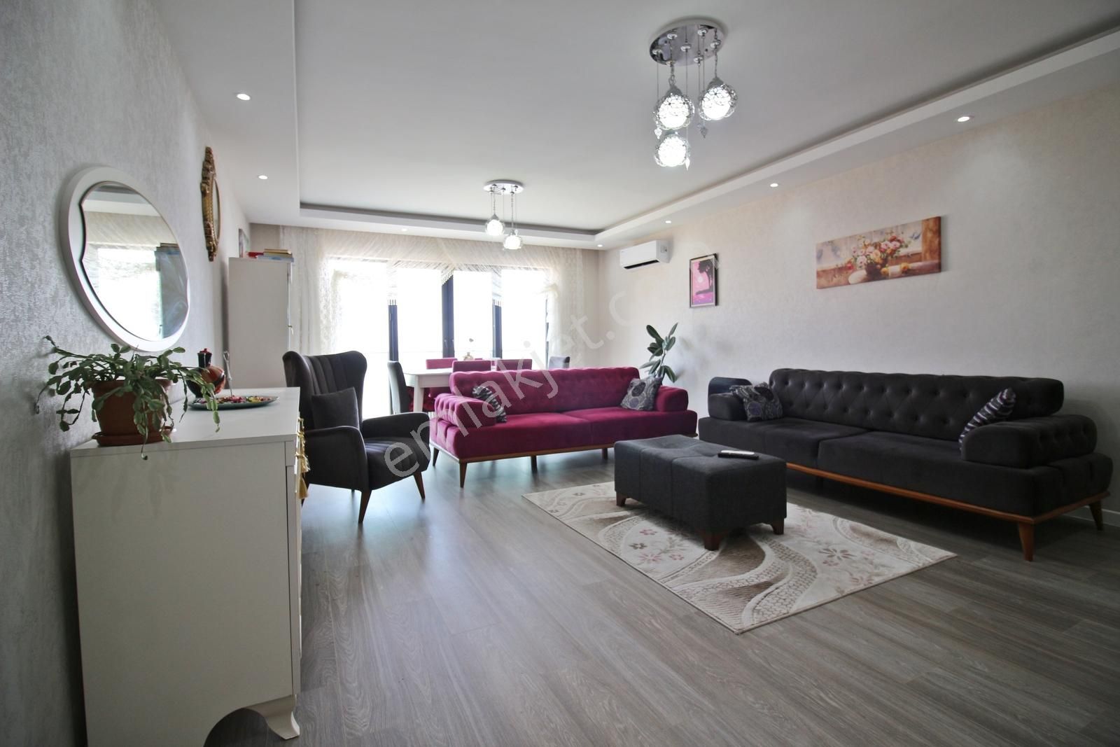 Göksu Parkı Yanı 4 Dönüm Arsa Üzerinde 4+1 Sitede Ön Cephe Daire - Görsel 13