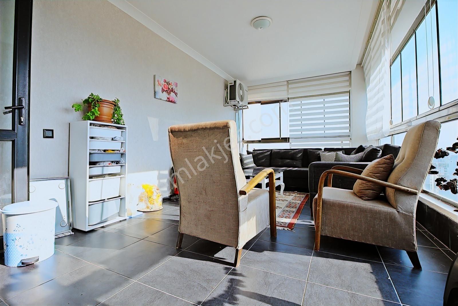 Göksu Parkı Yanı 4 Dönüm Arsa Üzerinde 4+1 Sitede Ön Cephe Daire - Görsel 17