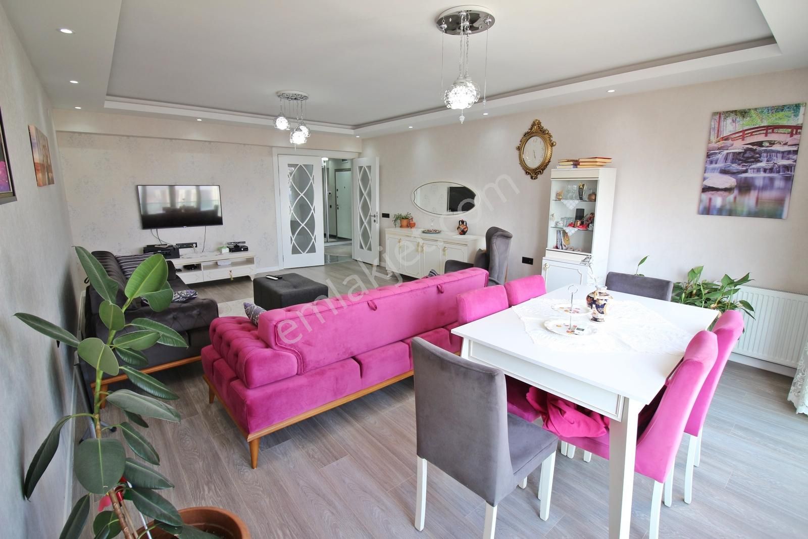 Göksu Parkı Yanı 4 Dönüm Arsa Üzerinde 4+1 Sitede Ön Cephe Daire - Görsel 27