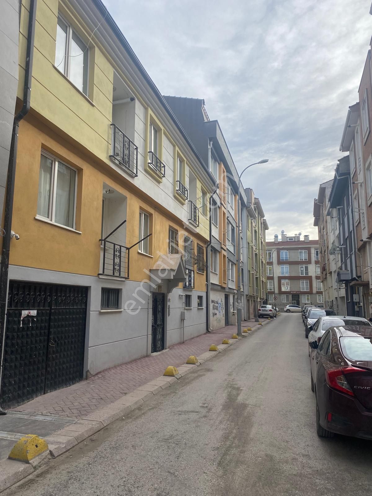 Bağlar'da Espark'a Çok Yakın Kiralık 2+1 Daire