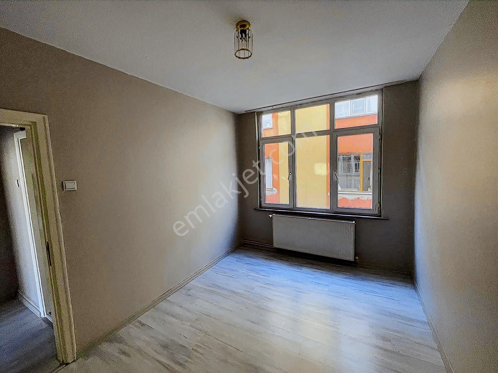 Ortahisar - İnenü Mah.'de Kiralık 3+1 Daire - Görsel 3