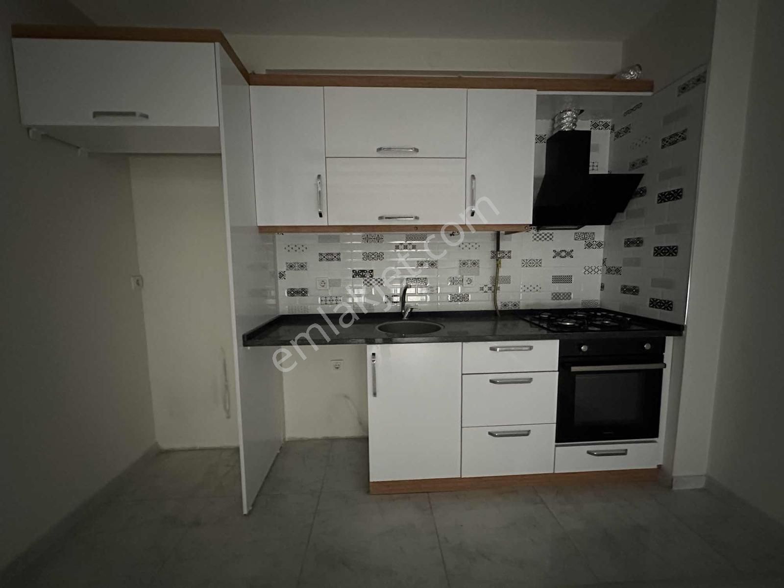 Acill - Çevik 1 Meydan Yakını Asansörlü 2+1 Yeni Daire - Görsel 14