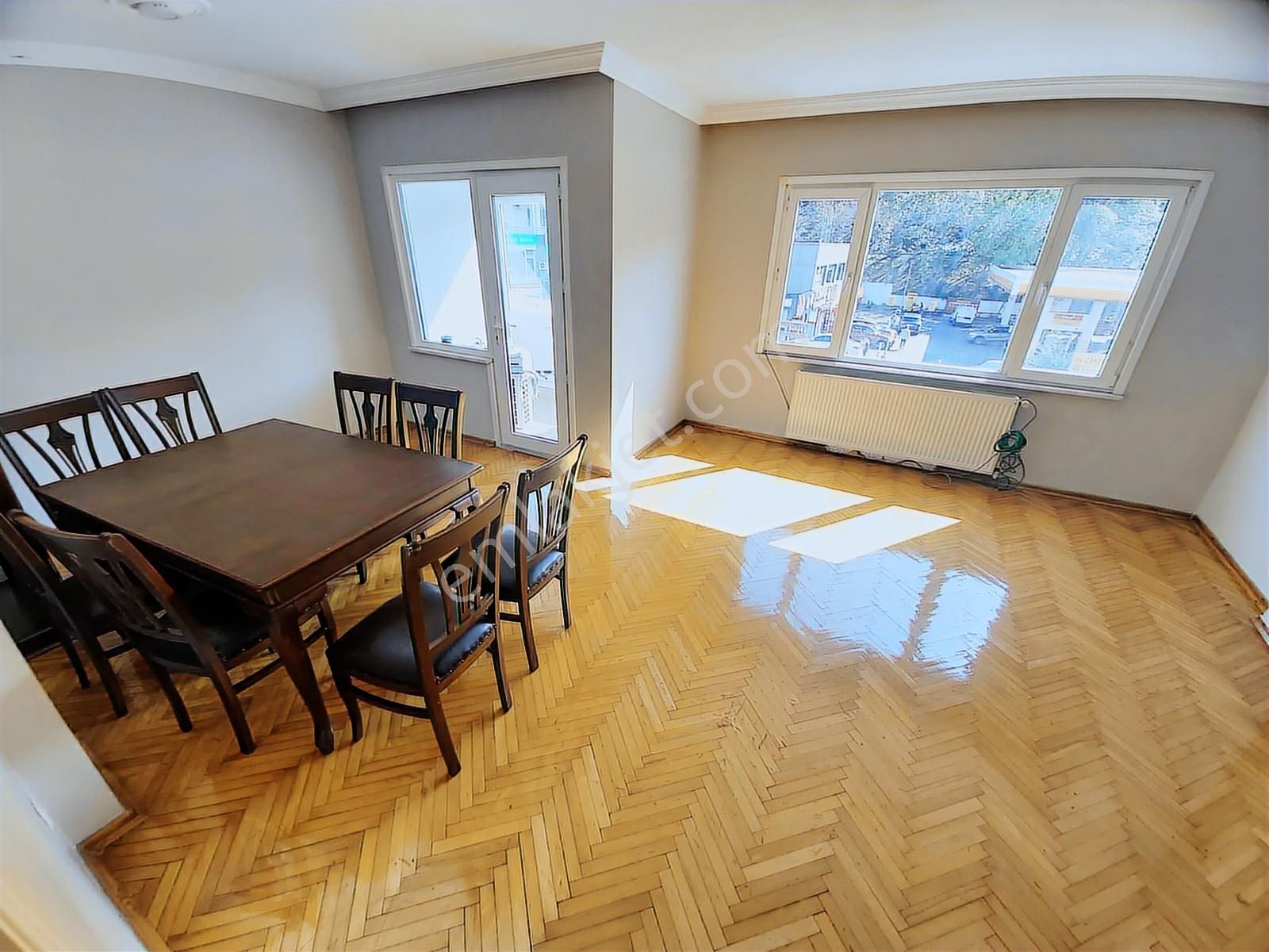 Aktaştan Set Başı Metroya Komşu 3+1 Cadde Üzeri Ferah Daire