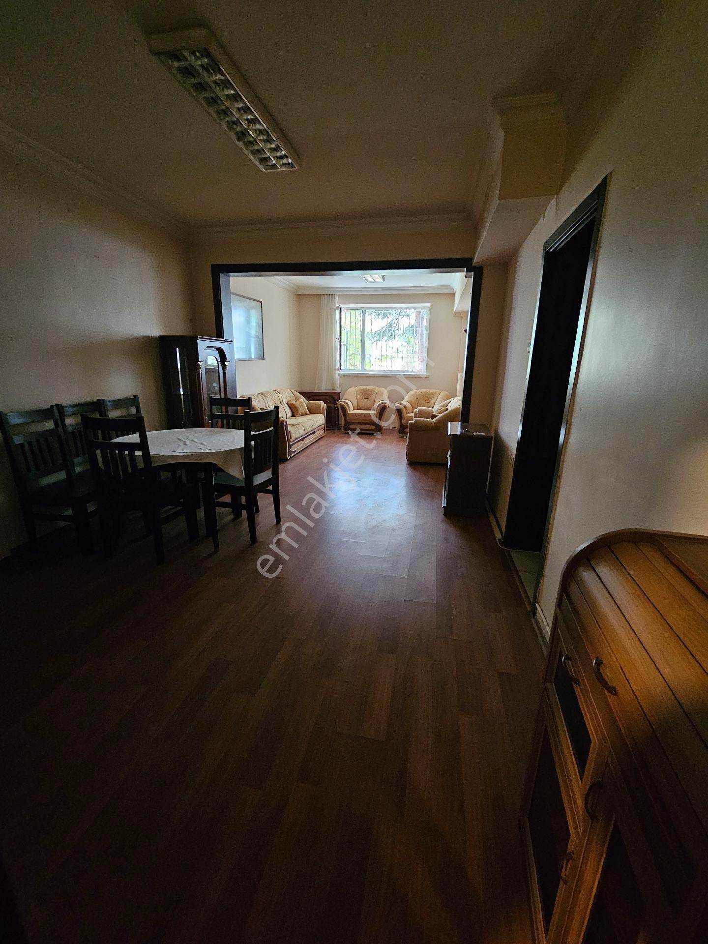 Paris Caddesin De Temiz Eşyalı 1+1 - Görsel 11