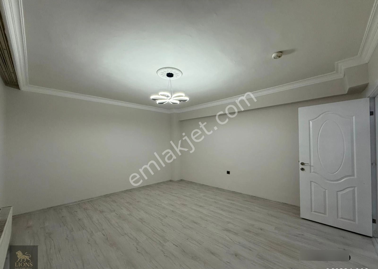 Yayla Mah. Merkezi Lokasyonda Full+full Yapılı Fırsat Dairesi !!!! - Görsel 8