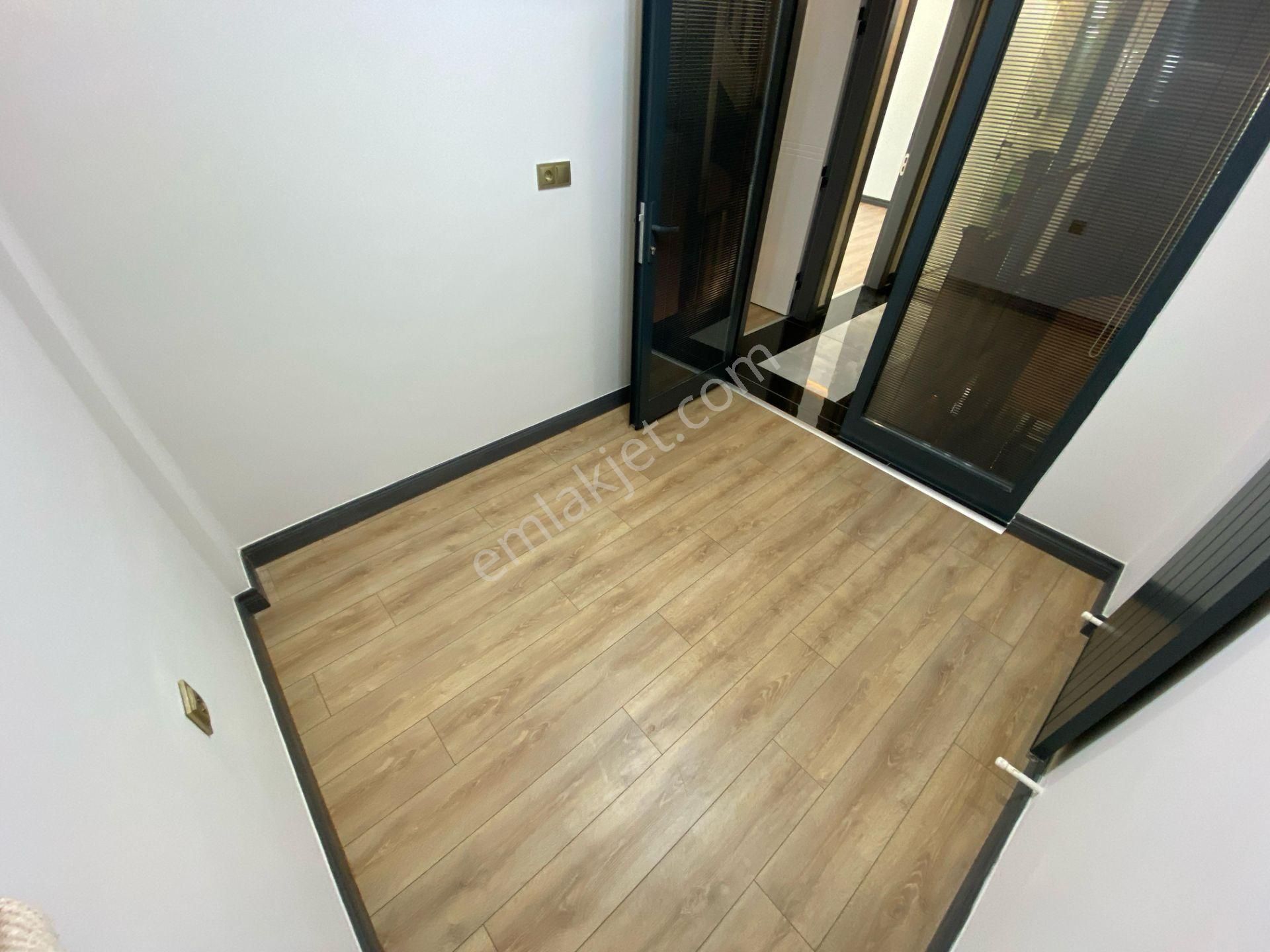 Irmaksudan Akçay Kordon Da Denize 50m Özel Tasarım 5+1 Villa - Görsel 28