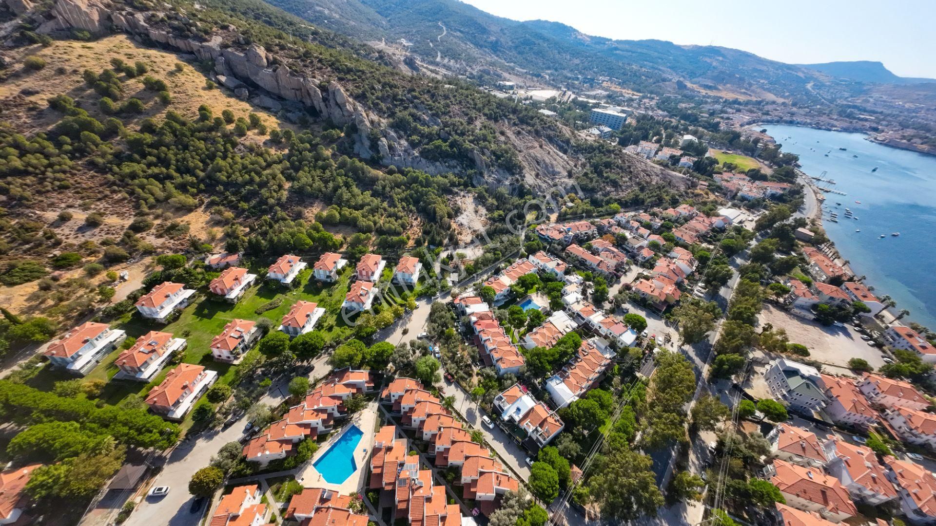 Eski Foça'da Site Girişinde Ofis + Deniz Manzaralı 1+1 Villa - Görsel 28