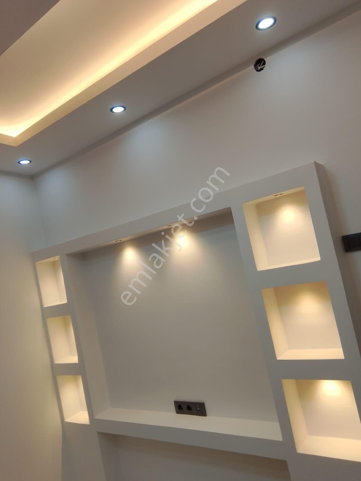Eski Foça'da Site Girişinde Ofis + Deniz Manzaralı 1+1 Villa - Görsel 18