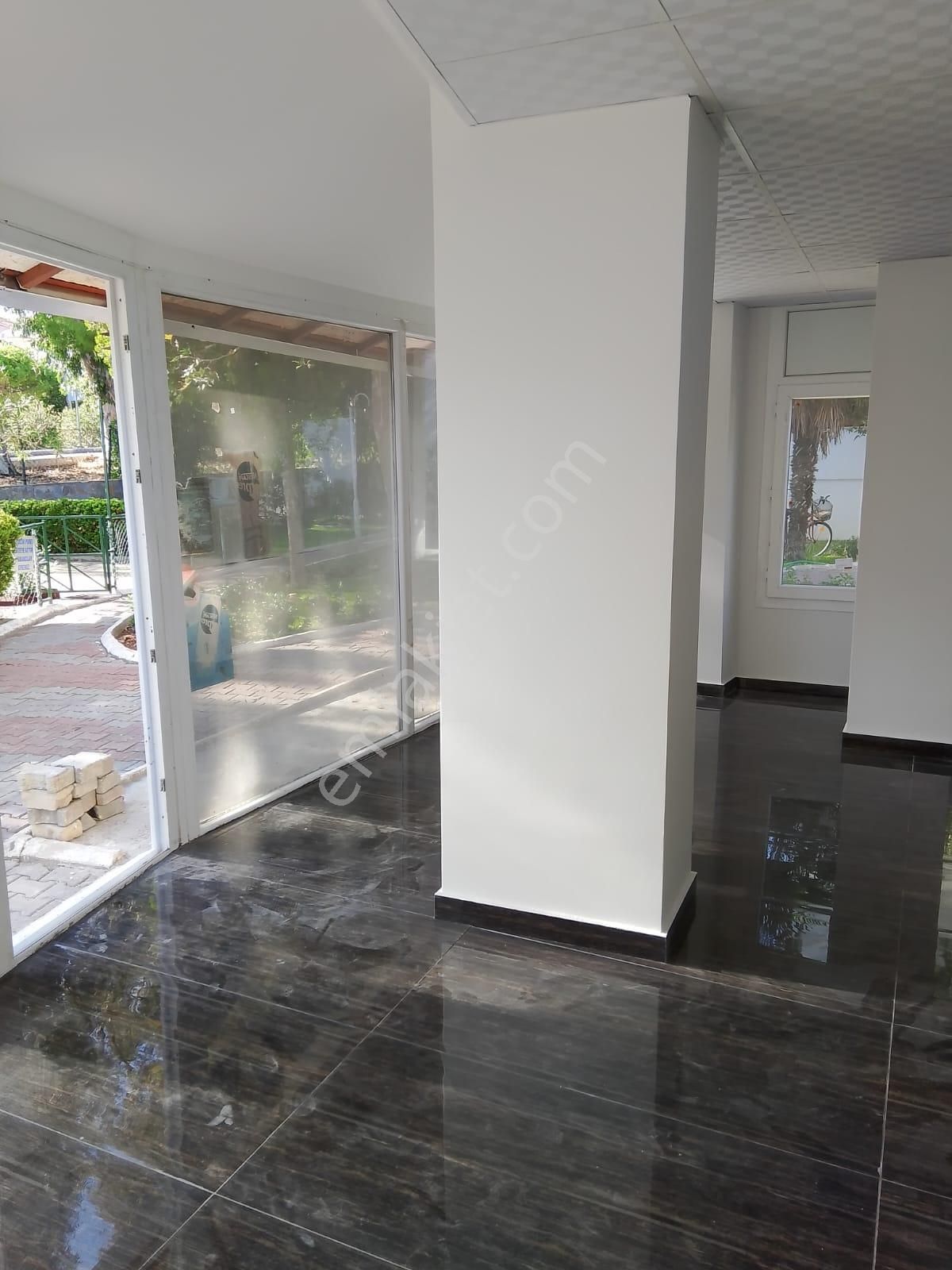 Eski Foça'da Site Girişinde Ofis + Deniz Manzaralı 1+1 Villa - Görsel 10
