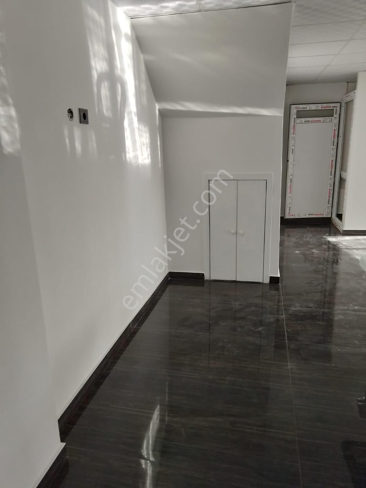 Eski Foça'da Site Girişinde Ofis + Deniz Manzaralı 1+1 Villa - Görsel 13