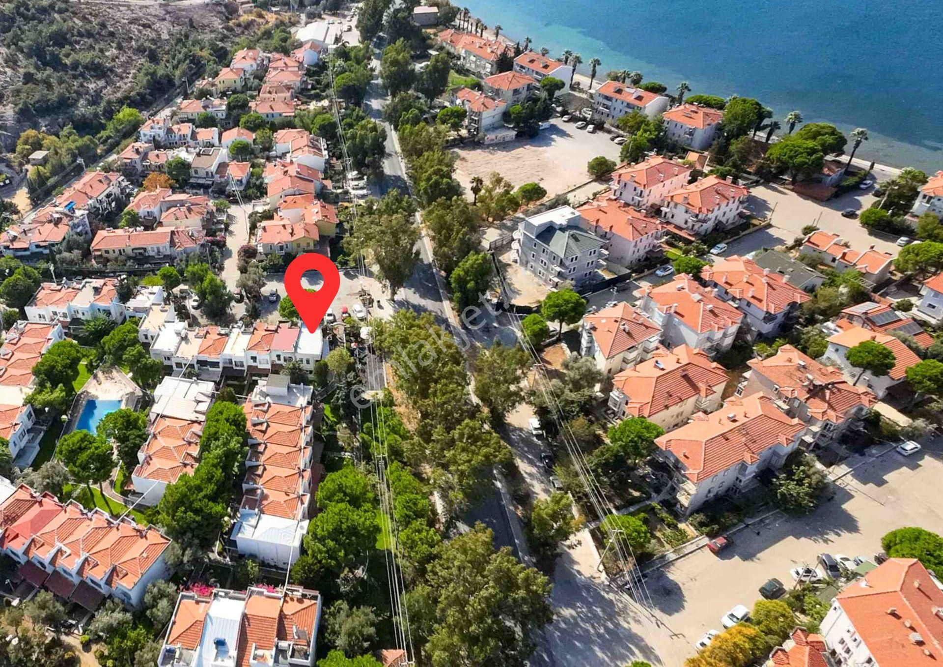 Eski Foça'da Site Girişinde Ofis + Deniz Manzaralı 1+1 Villa - Görsel 4