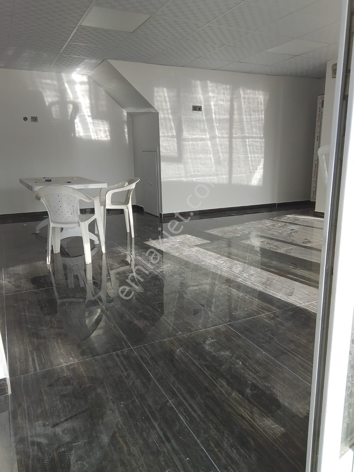 Eski Foça'da Site Girişinde Ofis + Deniz Manzaralı 1+1 Villa - Görsel 11
