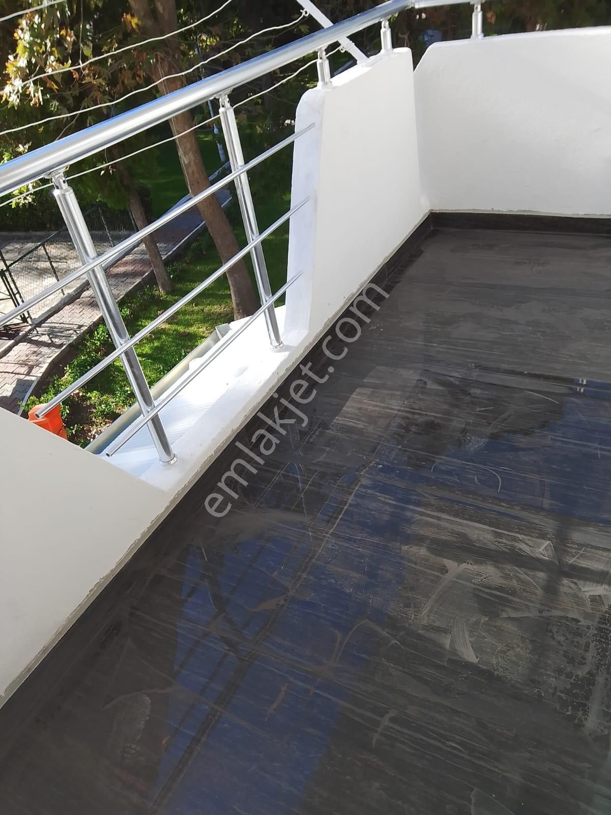 Eski Foça'da Site Girişinde Ofis + Deniz Manzaralı 1+1 Villa - Görsel 24