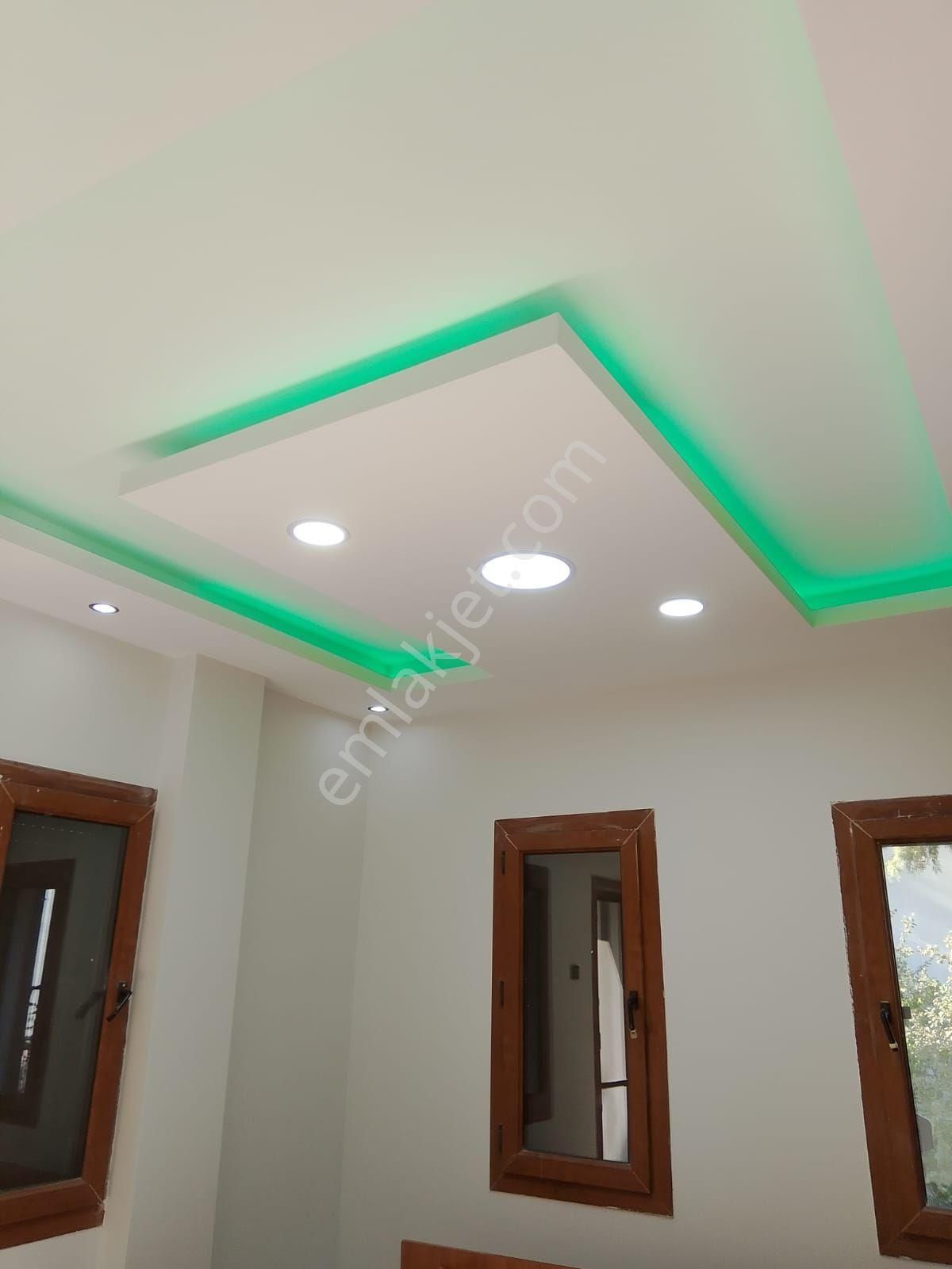 Eski Foça'da Site Girişinde Ofis + Deniz Manzaralı 1+1 Villa - Görsel 19
