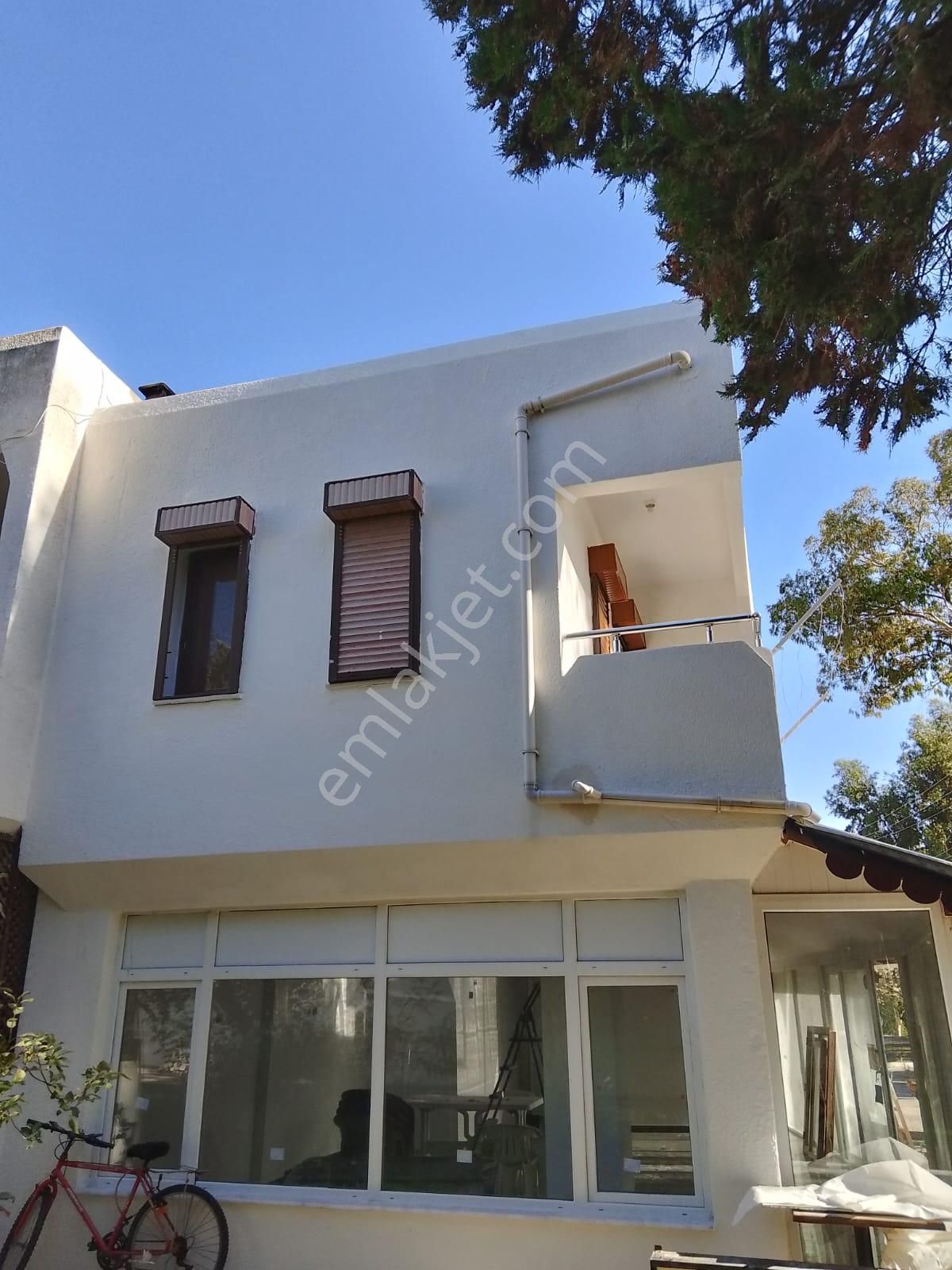 Eski Foça'da Site Girişinde Ofis + Deniz Manzaralı 1+1 Villa - Görsel 7