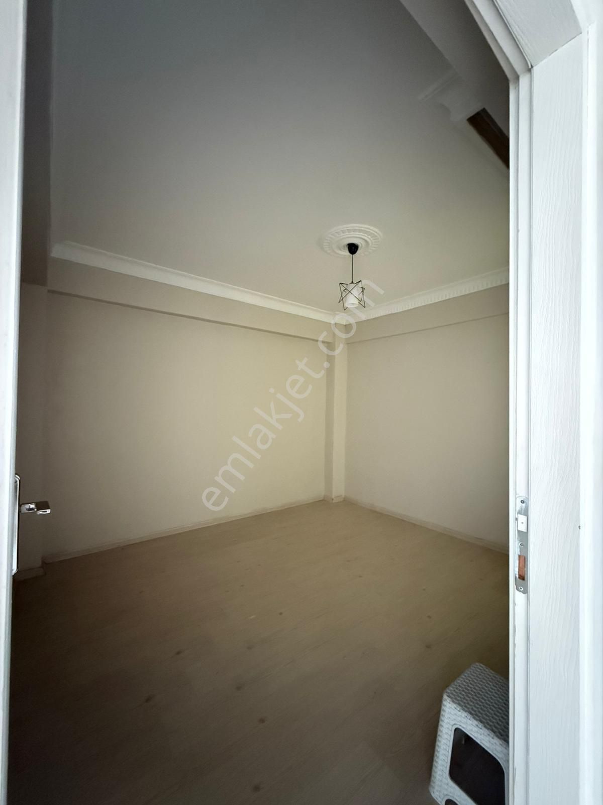 Süleymaniye Mahallesinde 2+1 Ara Kat Kiralık Daire - Görsel 11