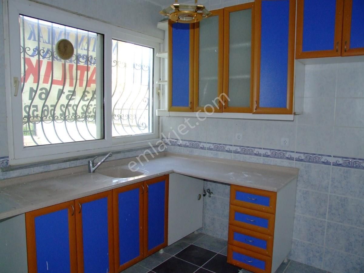 Satılık Villa Dairesi Düz Giriş Kat 3+1 +veranda Bahçe - Görsel 17
