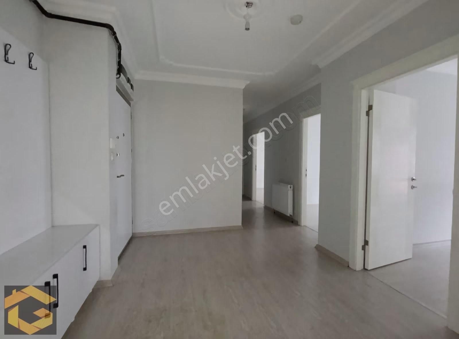 Yıldıztepe Mahallesi Yüzme Havuzu Yakını 3+1 Satılık Daire - Görsel 5